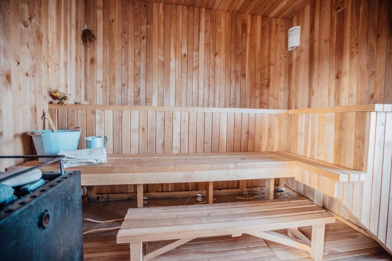 Dzintarkrasts Hotel Jūrkalne Екстериор снимка