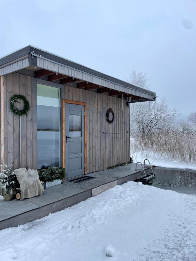 Dzintarkrasts Hotel Jūrkalne Екстериор снимка